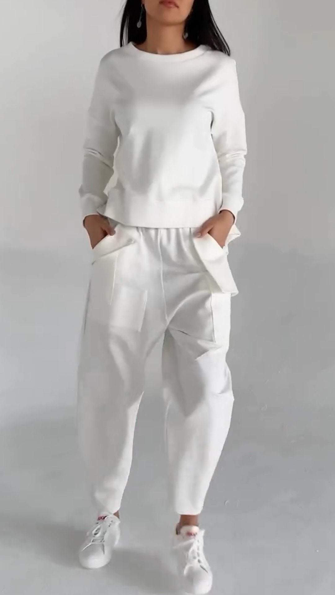 Lotte | Conjunto de Dos Piezas con Cuello Redondo y Mangas Largas