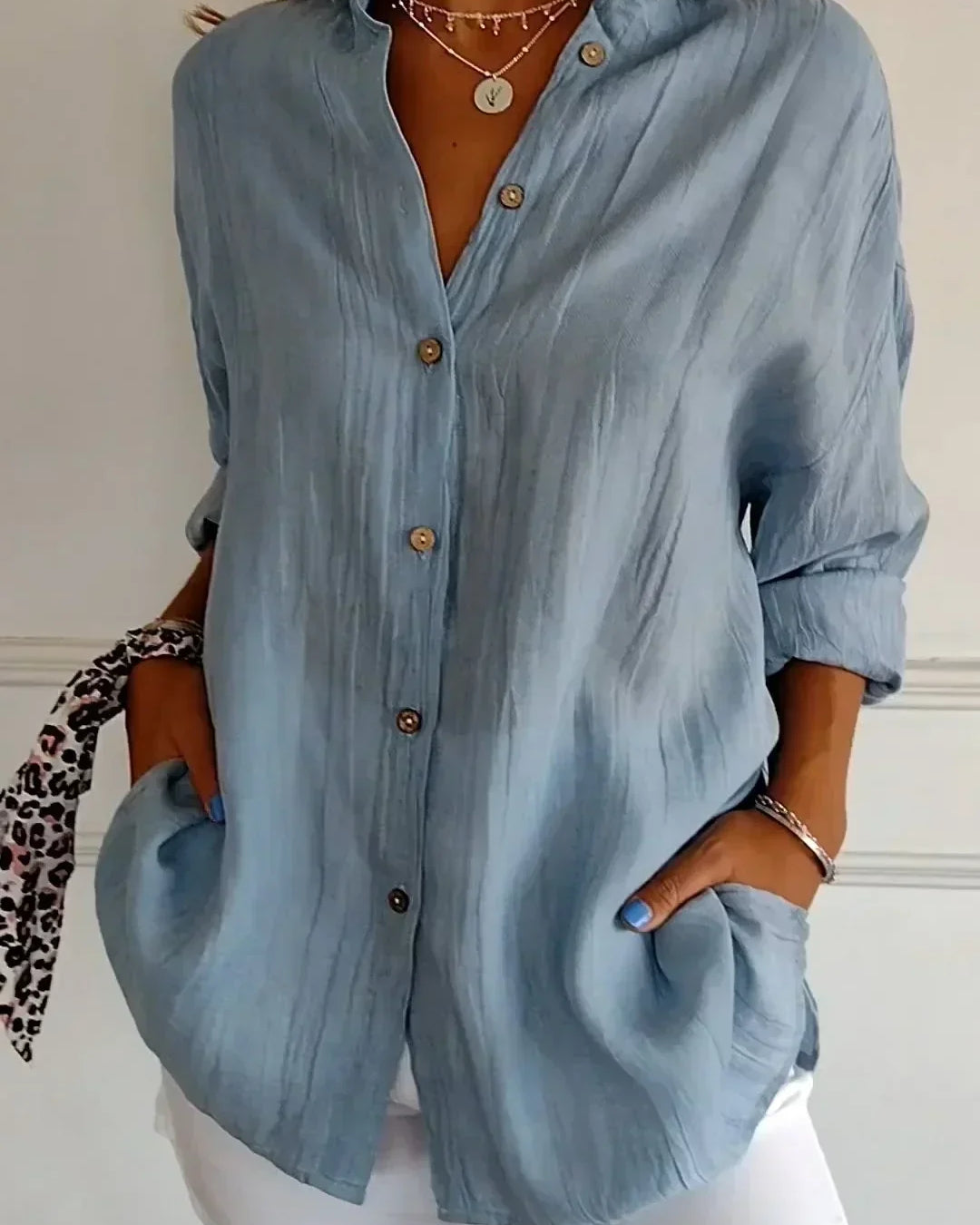 KAIA – BLUSA DE ALTA CALIDAD