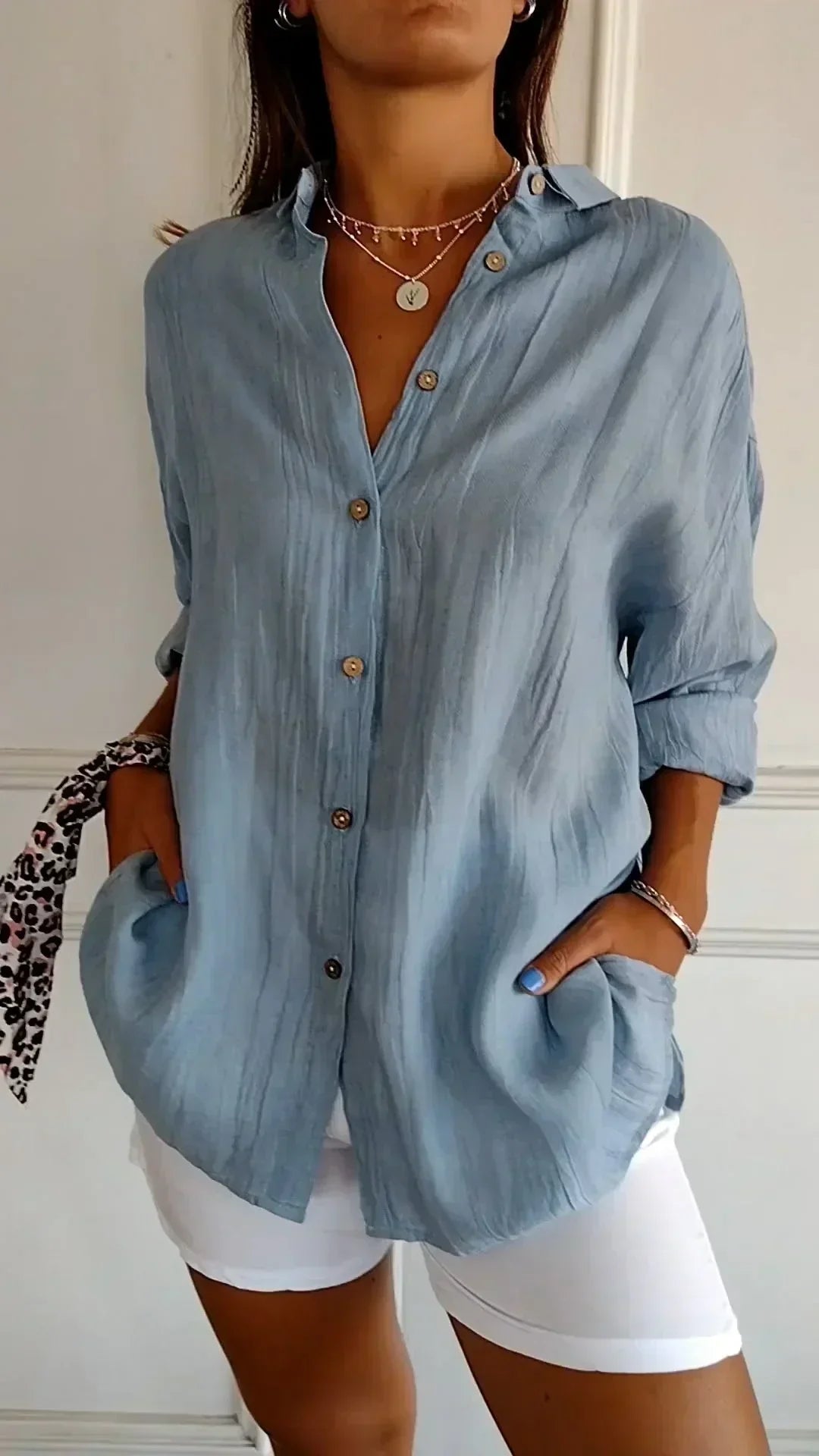 KAIA – BLUSA DE ALTA CALIDAD