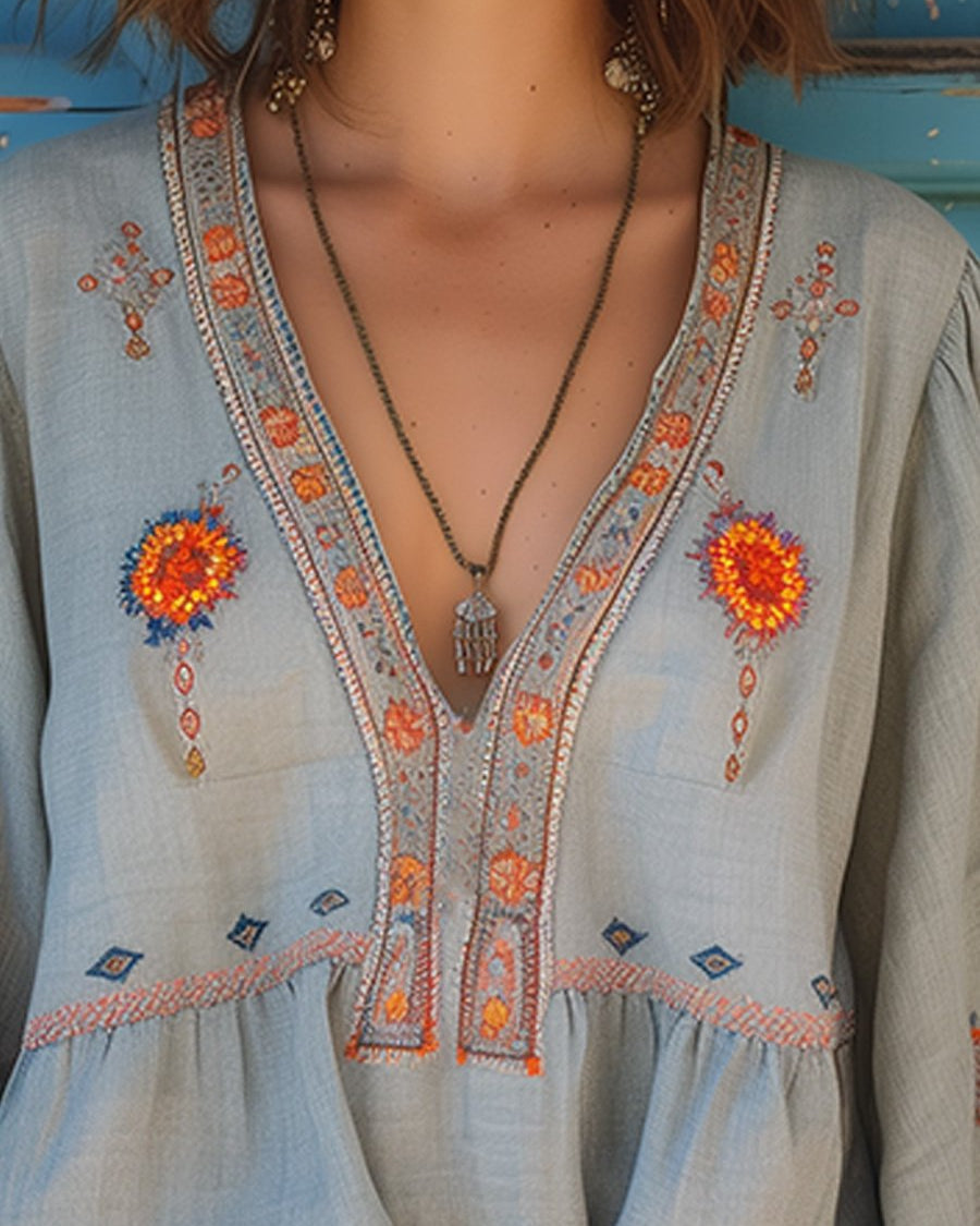 Elaria | Blusa para mujer con bordado y escote en V de estilo bohemio