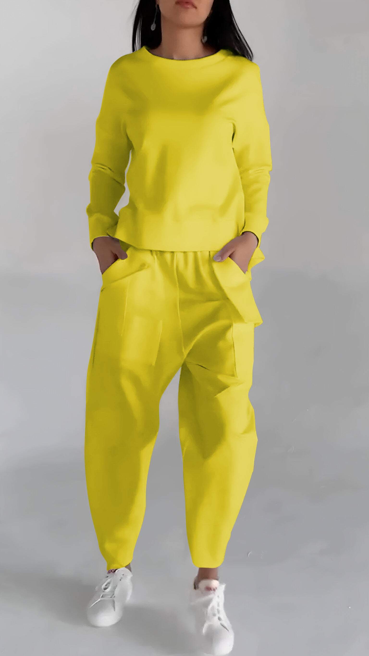 Lotte | Conjunto de Dos Piezas con Cuello Redondo y Mangas Largas