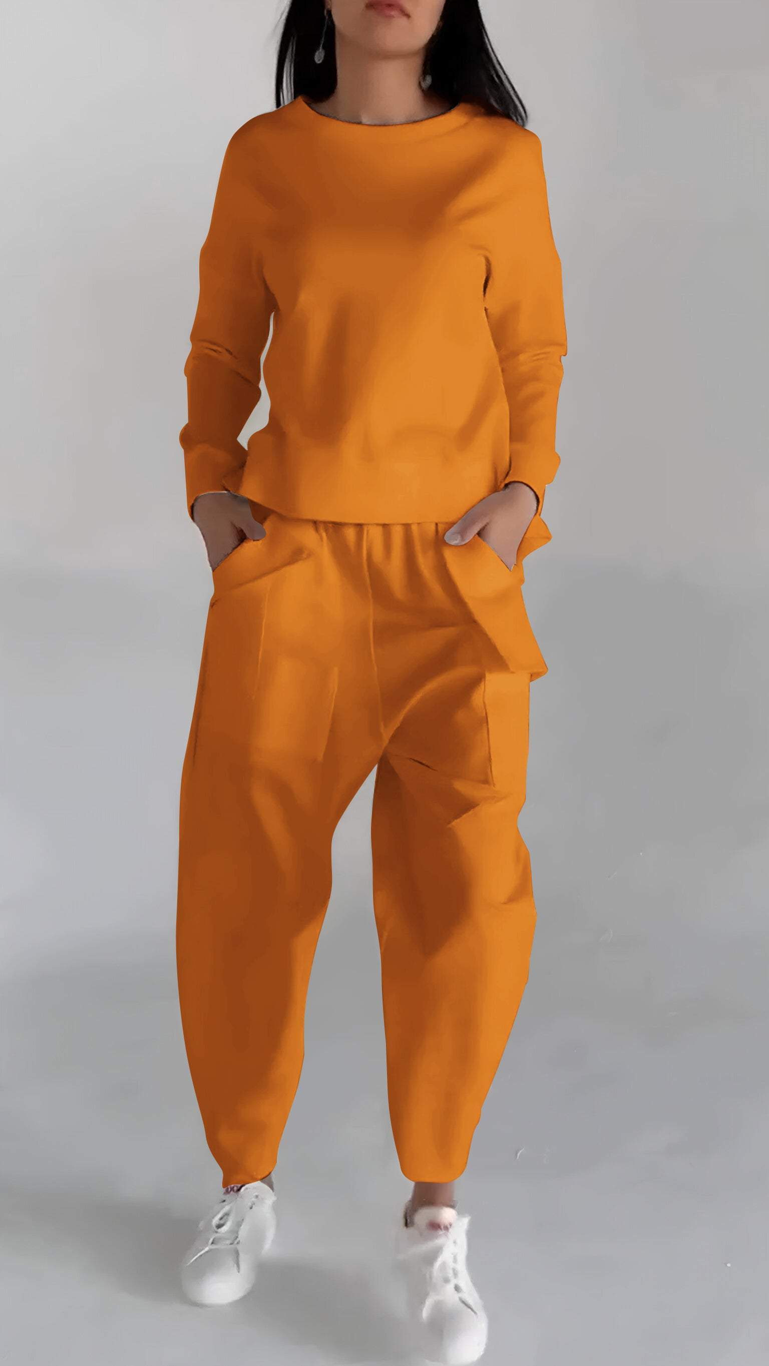 Lotte | Conjunto de Dos Piezas con Cuello Redondo y Mangas Largas