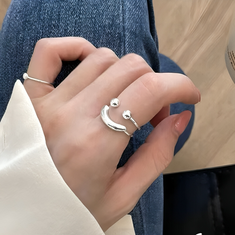 🔥 ¡50% DE DESCUENTO HOY! PositiviRing™ – Anillo Ajustable con Smiley 😄  ¡No te lo pierdas! ✨