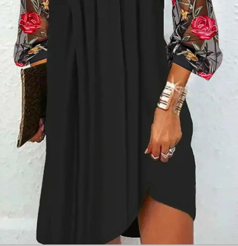 Julia Mini-vestido elegante con mangas transparentes y escote en V