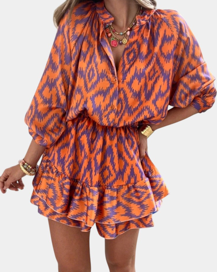 Yasmine | Mono Mini con Volantes y Estampado Ikat
