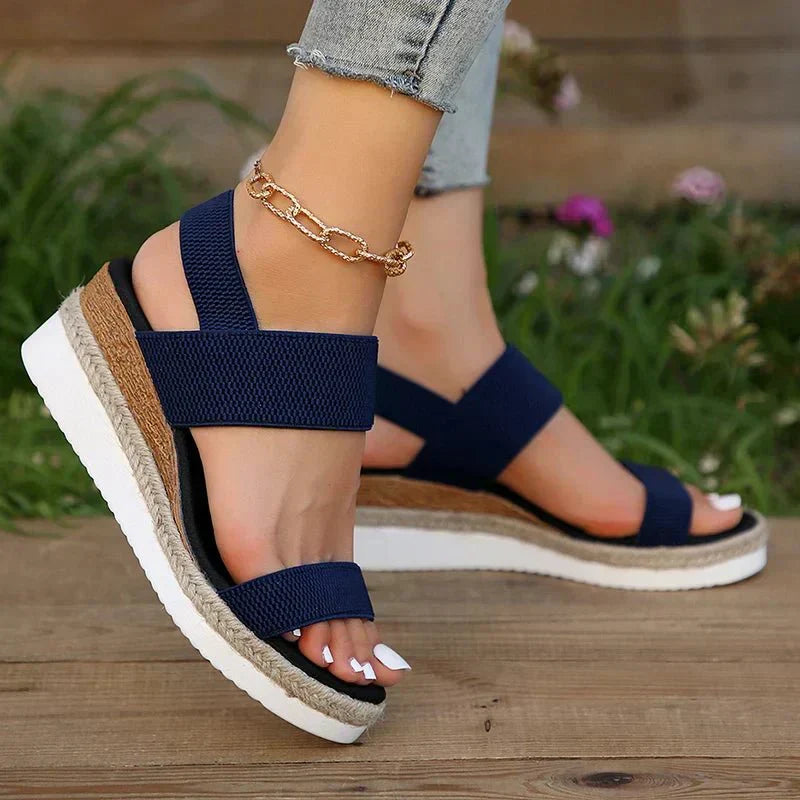 Virela | Sandalias de plataforma para mujer con tiras anchas acolchadas | Confort