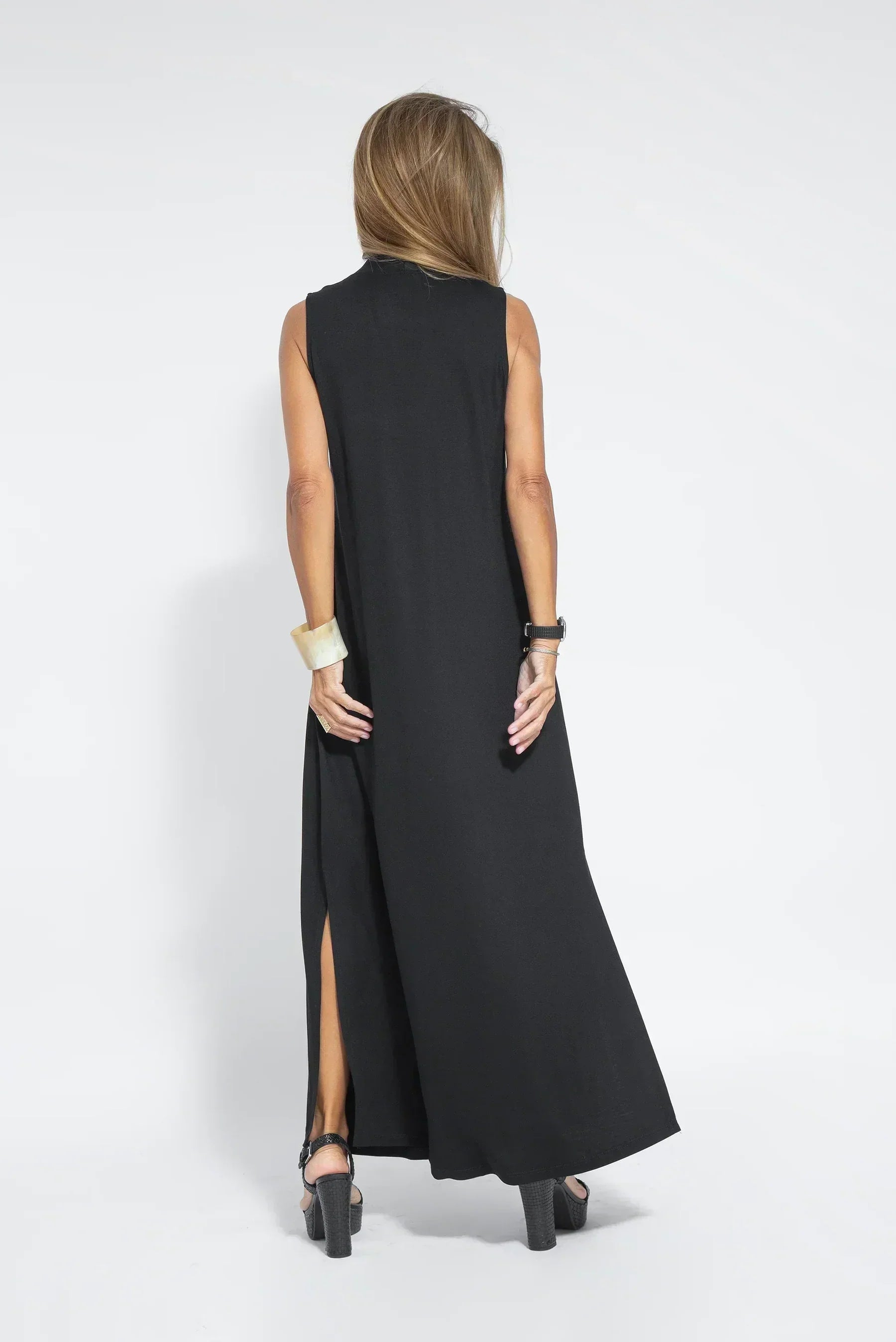 Vestido Esbelto Elevado Margarita con Chal Ocasional