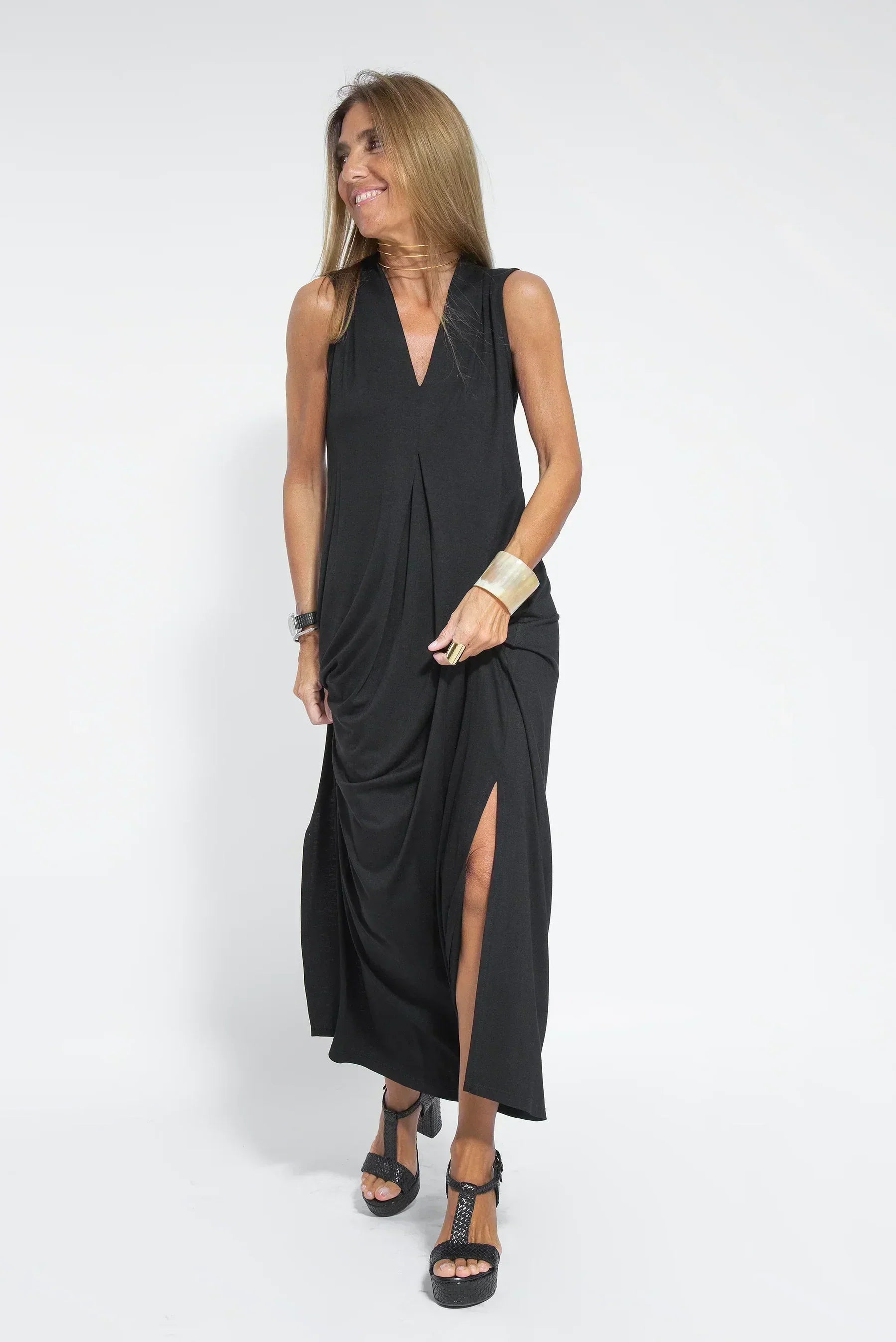 Vestido Esbelto Elevado Margarita con Chal Ocasional