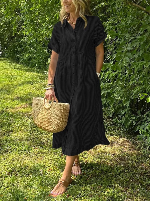 Vestido de camisa a rayas con cuello de camisa y botones